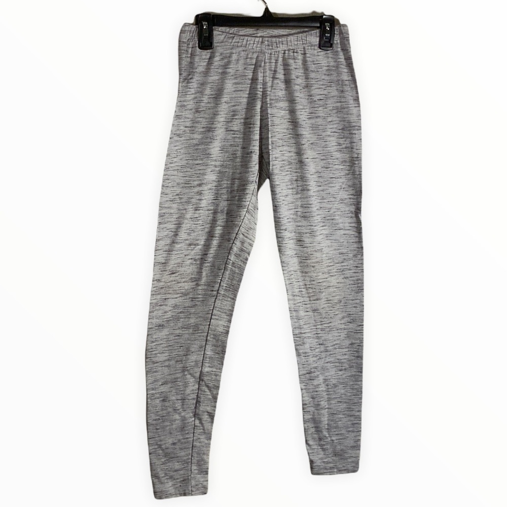 Gray leggings